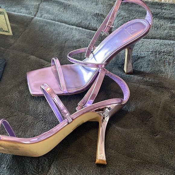 Worn once metallic purple heels - Picture 7 of 7